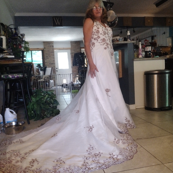 Symphony Wedding Dress size 12. - Picture 3 of 6